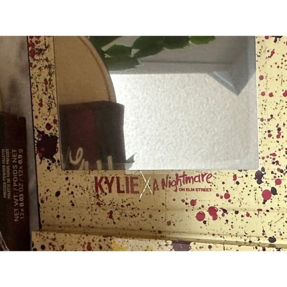 Kylie Cosmetics ~ Pressed Powder Palette ~ A Nightmare on Elm Street ~ NIB - Picture 2 of 4